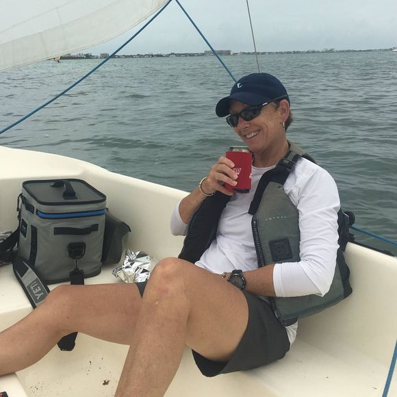 Meet your Posher, Alison - Picture 1 of 1